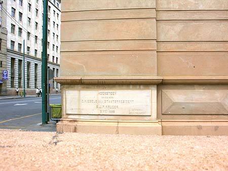 Gebäude