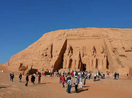 Tempel mit Himmel Foto 