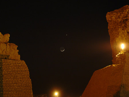 Beleuchteter Horustempel