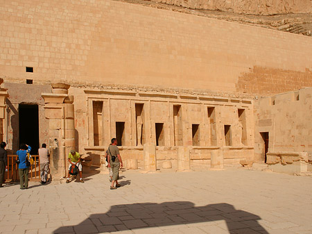 Foto Eingang zu Tempel der Hatschepsut - 