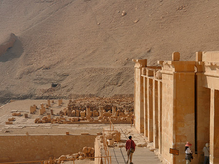 Fotos Eingang zu Tempel der Hatschepsut