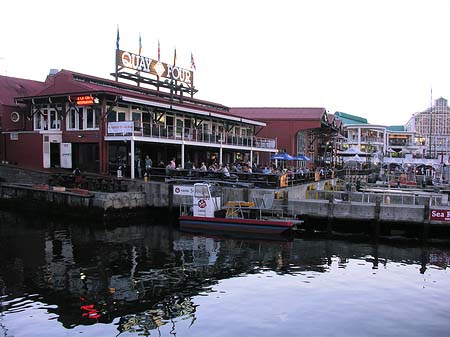 Das Restaurant Quay Four Foto 