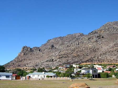 Straßenränder Fotos